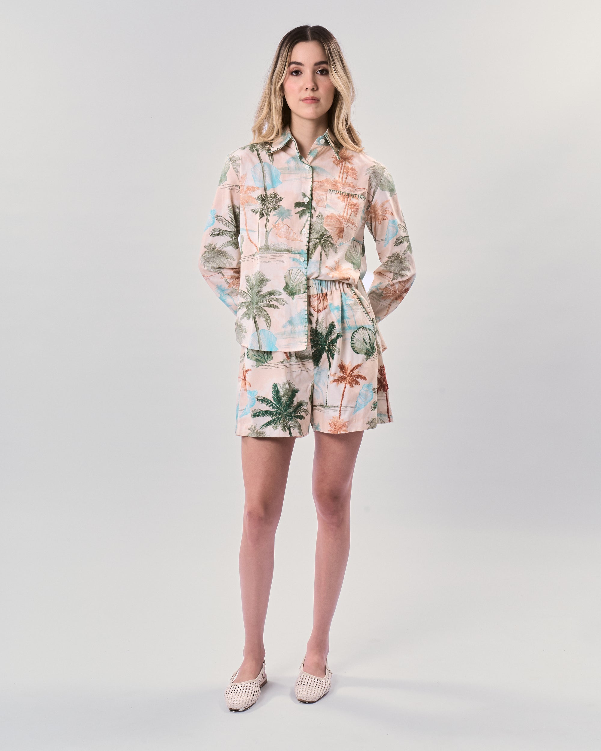 AINA BLOUSE