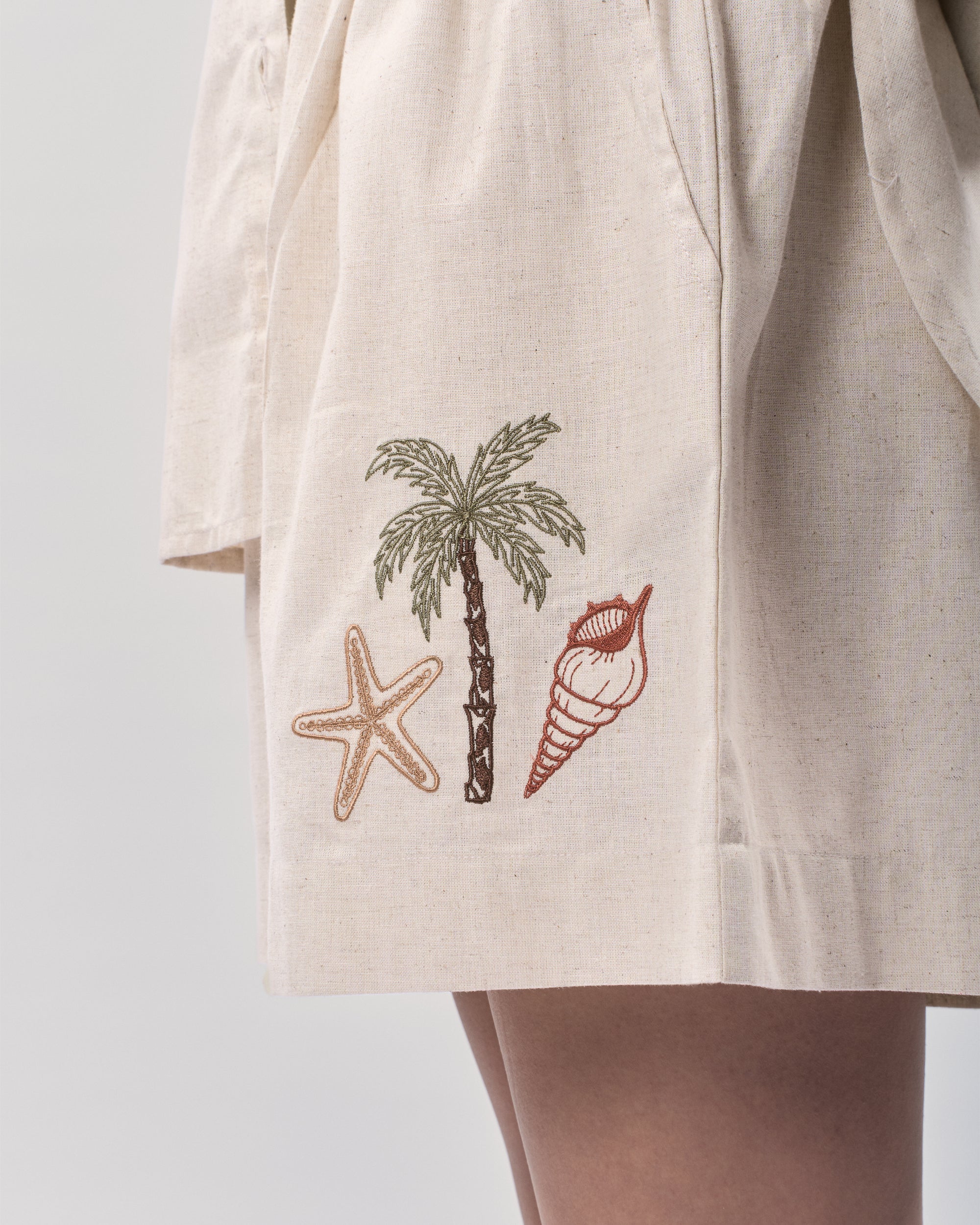 ONDINA SHORT IN SAND