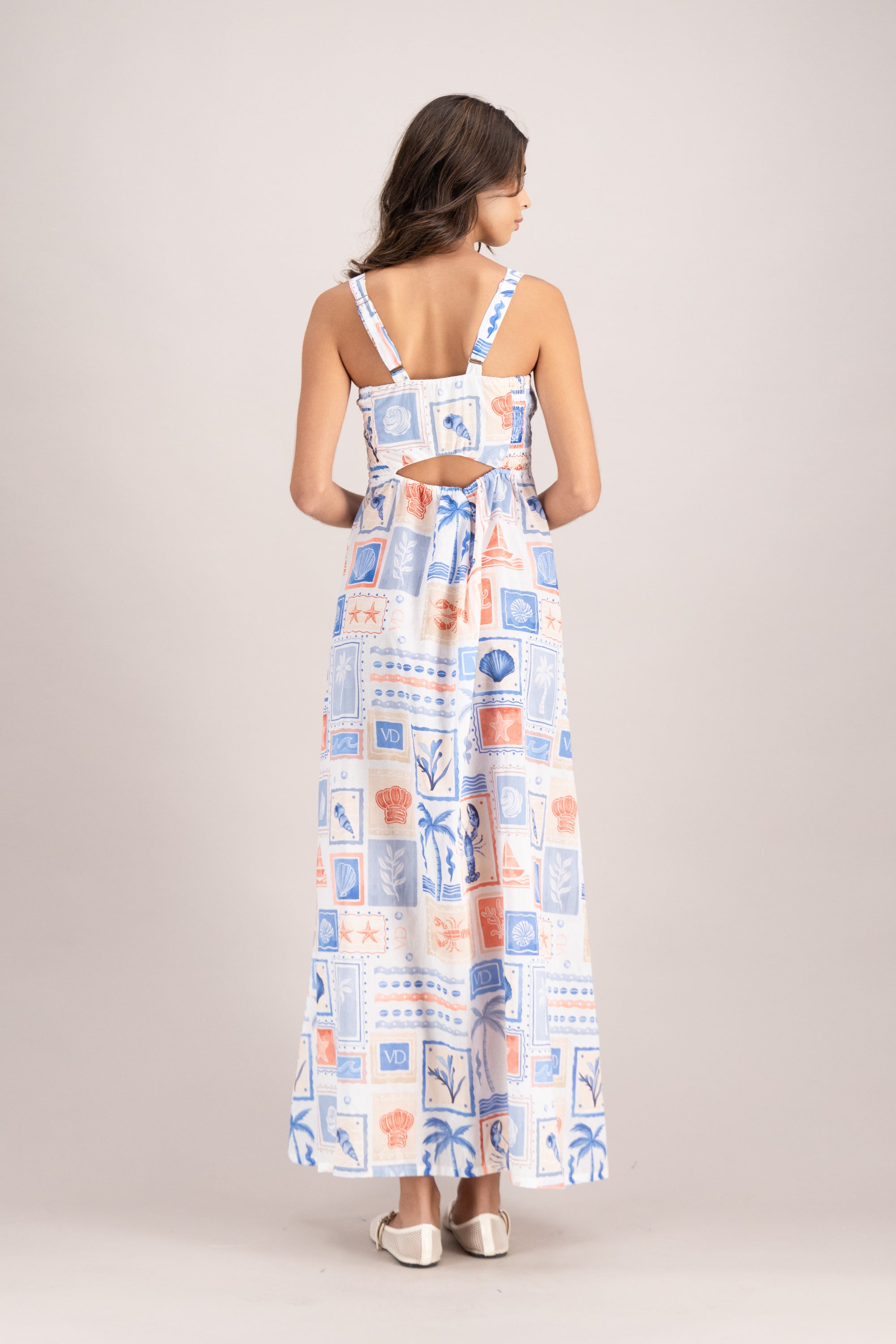 VESTIDO CUT OUT PALMA