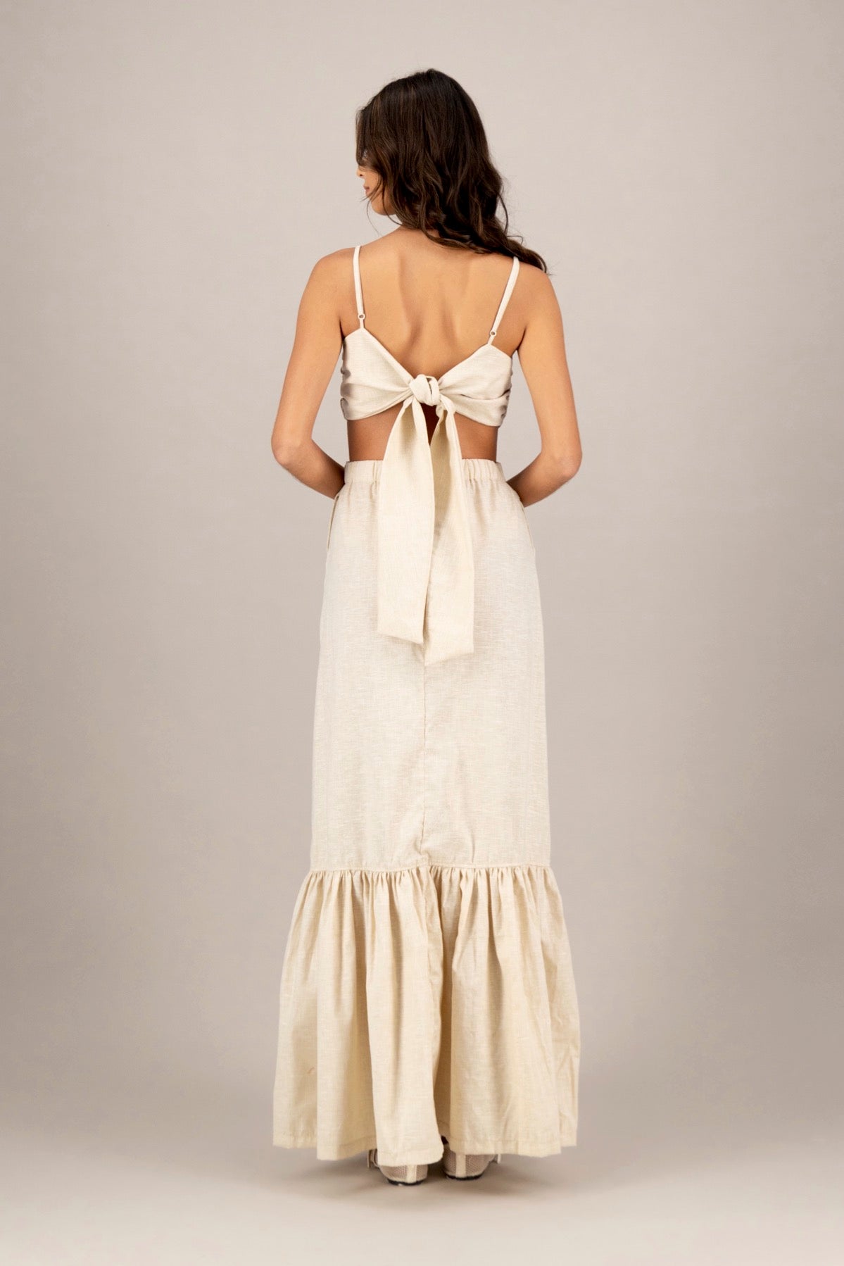 VESTIDO CUT OUT ESTRELLA